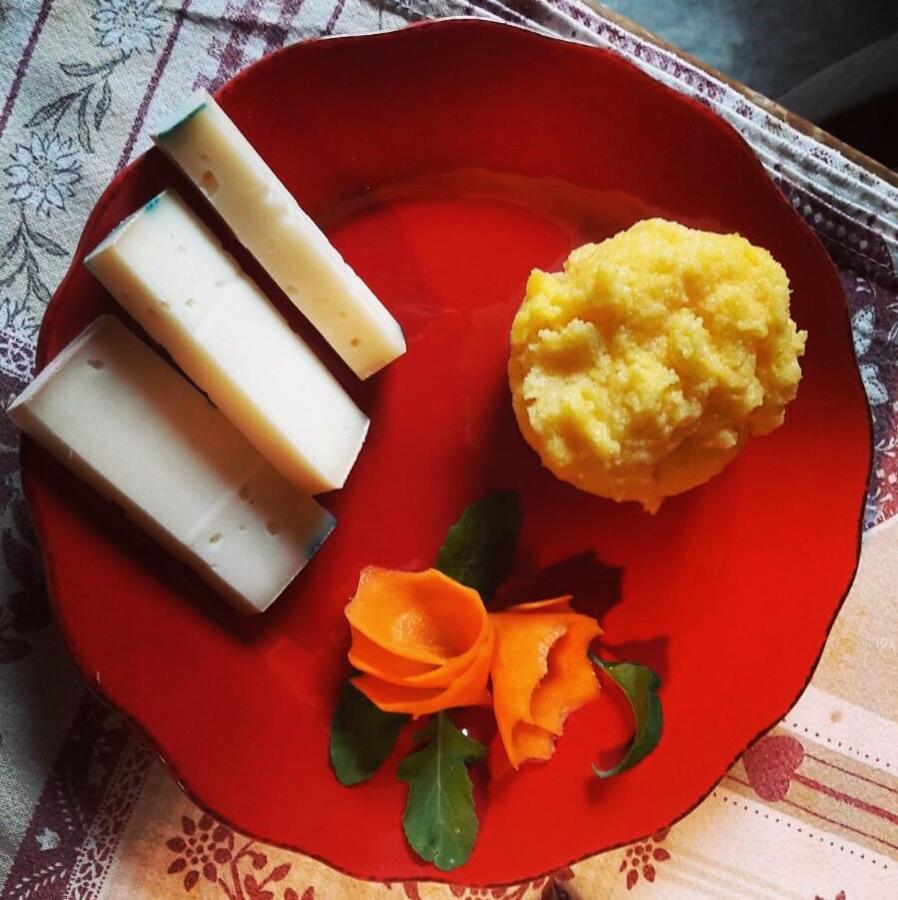 B&B Lo Djoua De Toueno อาร์วิแอร์ ภายนอก รูปภาพ