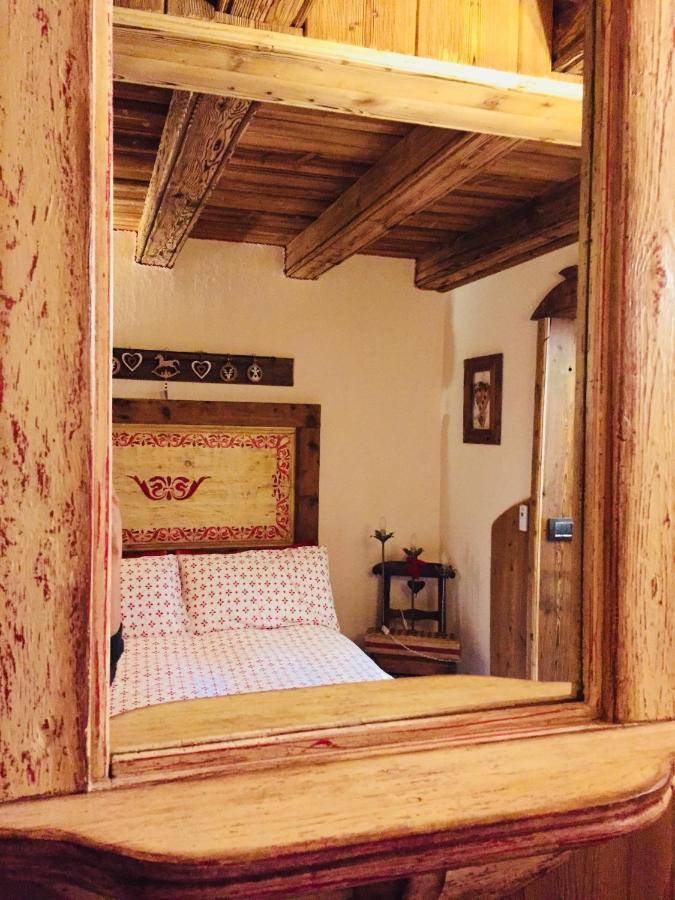 B&B Lo Djoua De Toueno อาร์วิแอร์ ภายนอก รูปภาพ