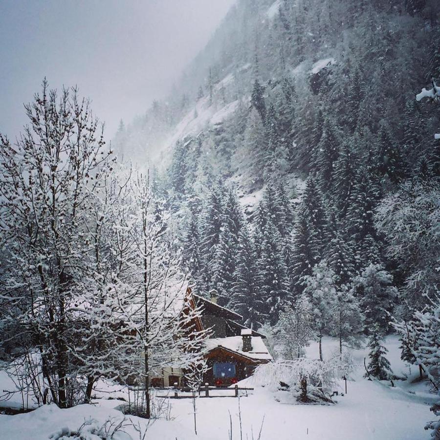 B&B Lo Djoua De Toueno อาร์วิแอร์ ภายนอก รูปภาพ